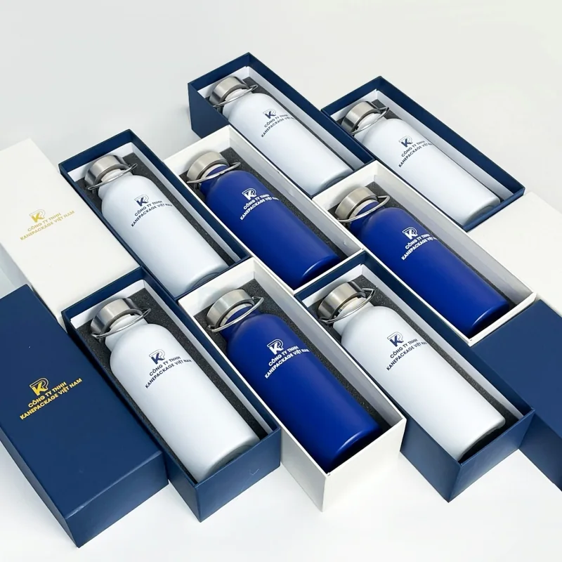 Nhiều set bình giữ nhiệt trong hộp quà